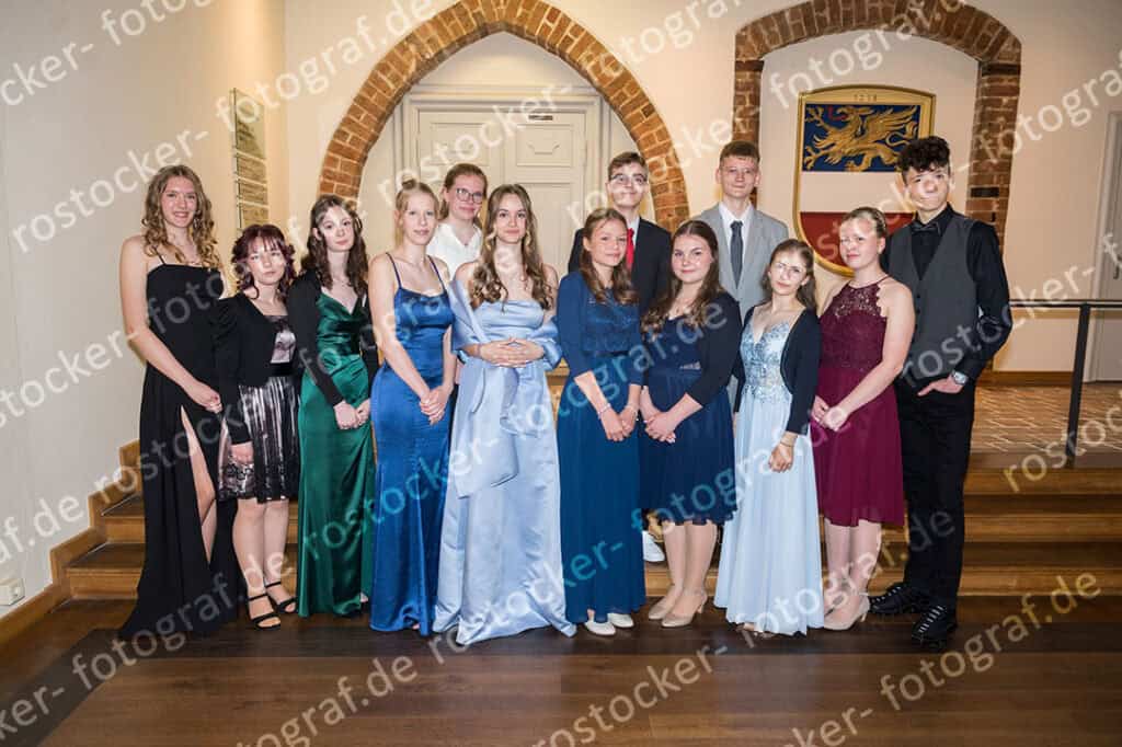  Foto zu Jugendweihefotos zum Ansehen, Bestellen und Herunterladen 